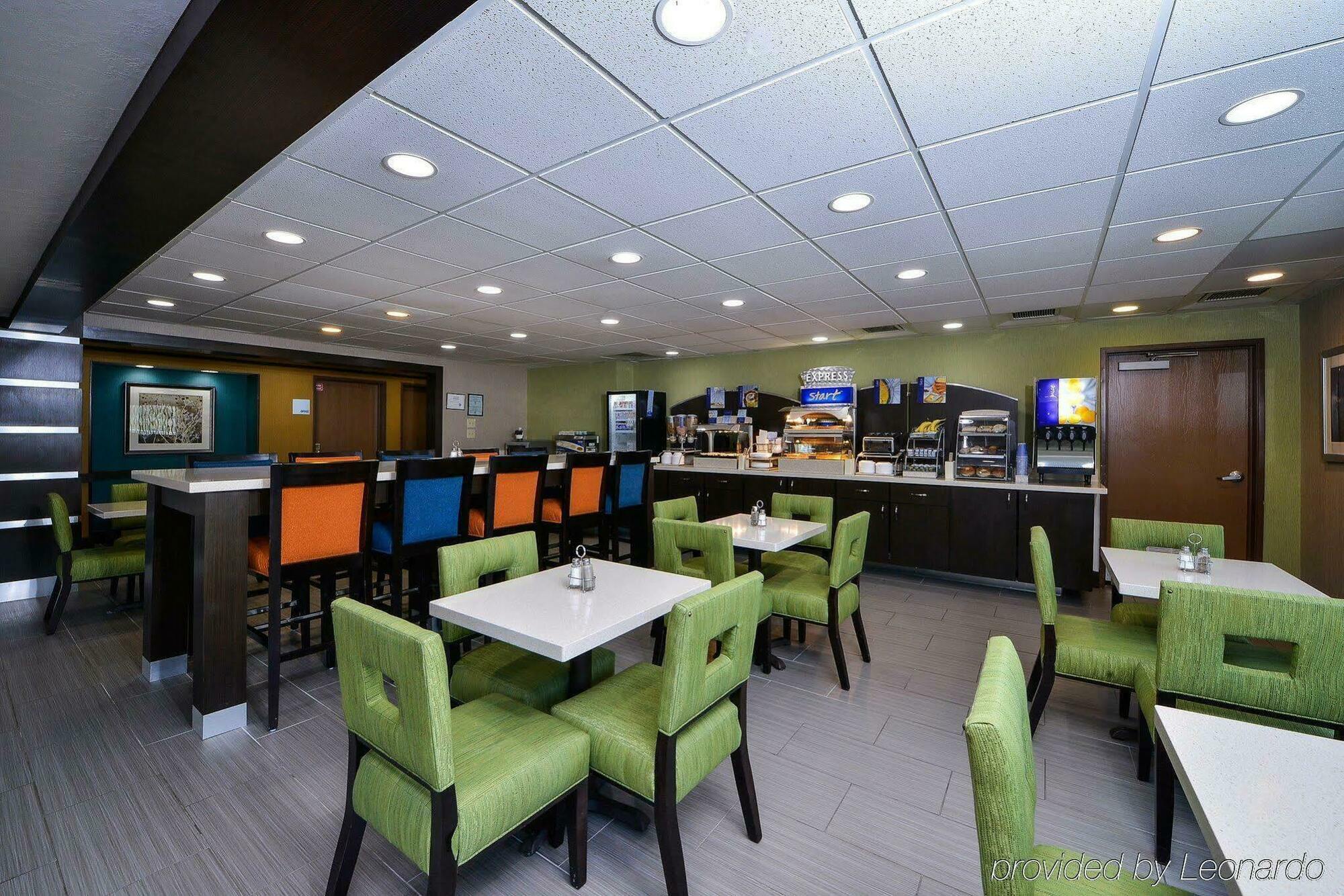 Holiday Inn Express Hotel And Suites Houston Kingwood Zewnętrze zdjęcie